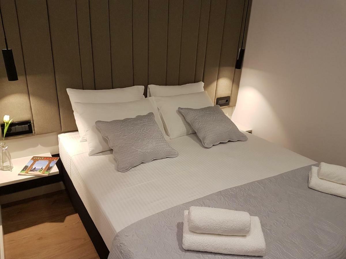Le Soleil Rooms Split Exteriör bild